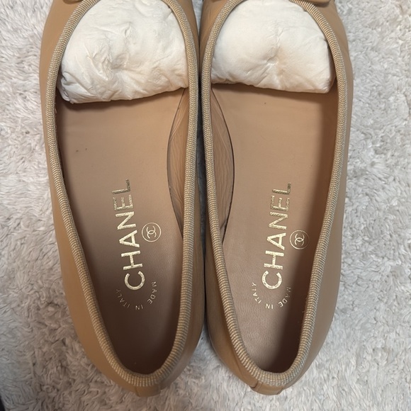 captoe sz 37.5 great condition. Only wear on sole. Selling as my feet are wider - Picture 4 of 6